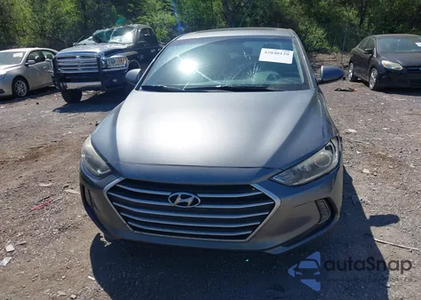 2017 Hyundai Elantra Value Edition из США, поврежденный, VIN KMHD84LF2HU245531